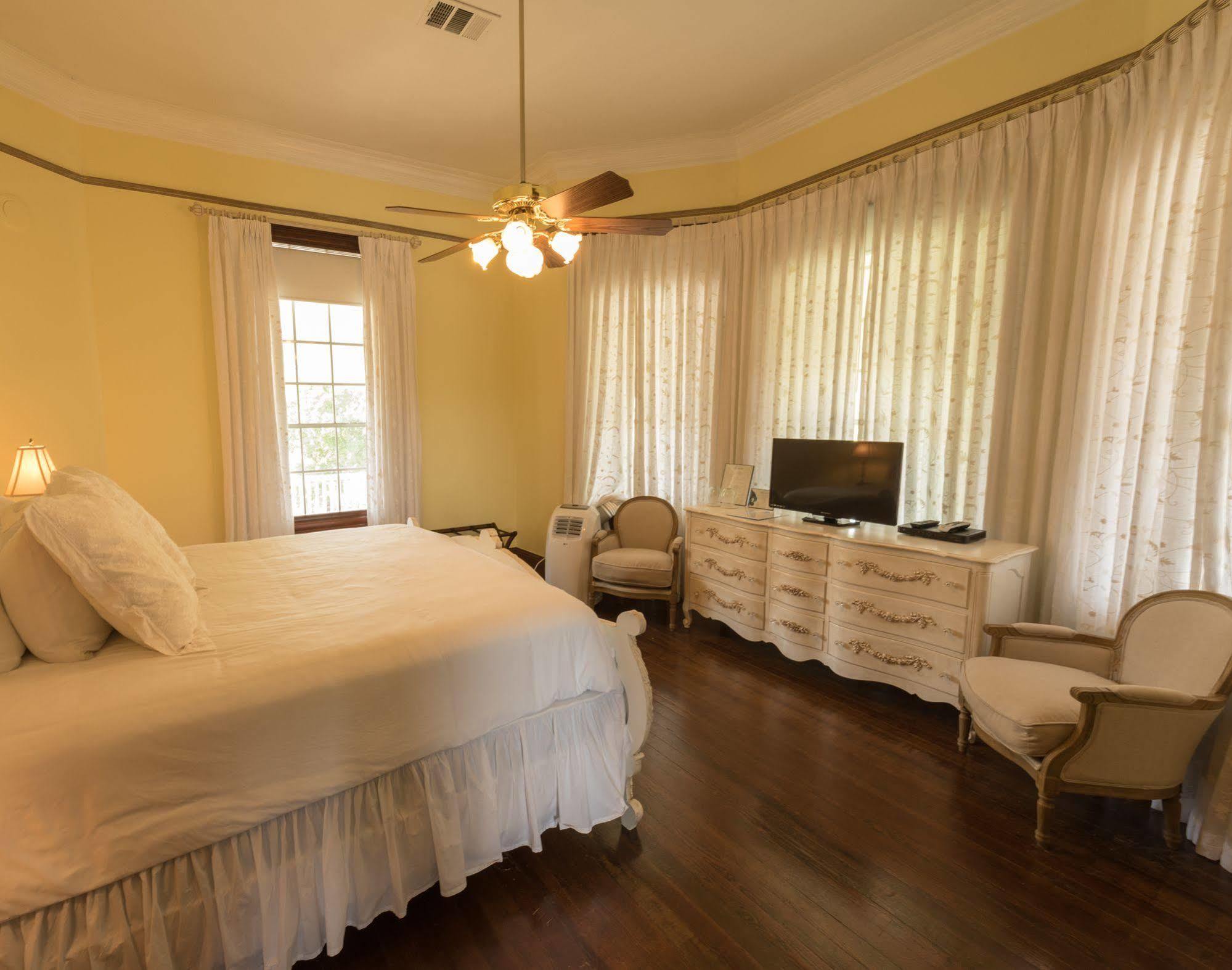 세강 Mosheim Mansion B&B 외부 사진